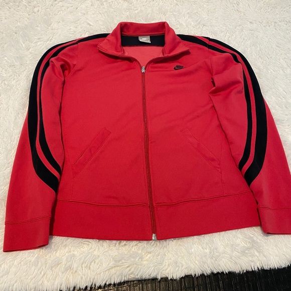 Nike Jackets & Blazers - Nike Zip Up Jacket in Great Condition